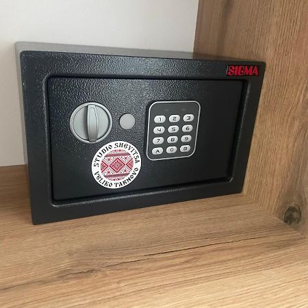 Studio Shevitsa & Free Garage 大特尔诺沃 外观 照片
